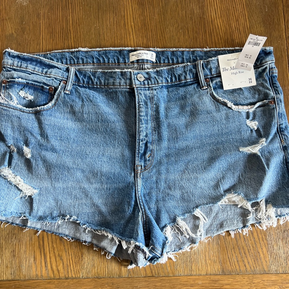 High Rise Abercrombie Mom Jean Shorts